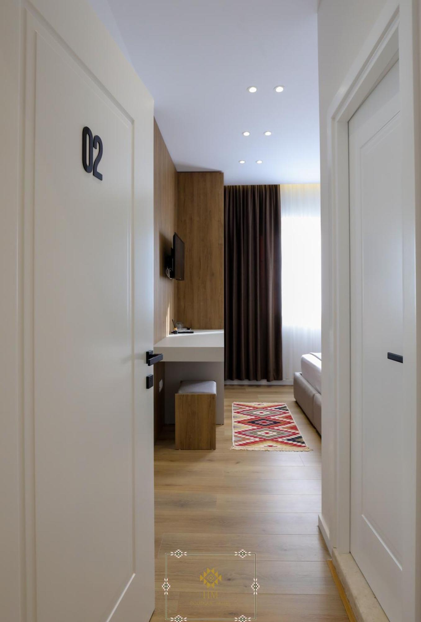 Hm Boutique Hotel Kruje Bagian luar foto