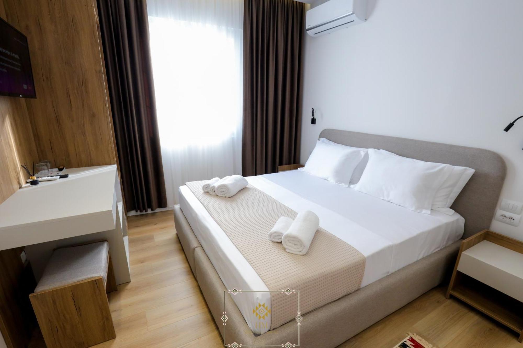 Hm Boutique Hotel Kruje Bagian luar foto